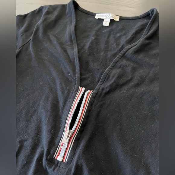 Sporty front zip thong bodysuit - Picture 4 of 5